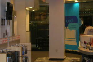 Remodel Commercial Retail Paint Renovation - Remodeling