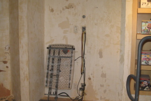 Remodel Commercial Retail Paint Renovation - Remodeling
