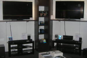 Remodel Commercial Store Paint Renovation - Remodeling