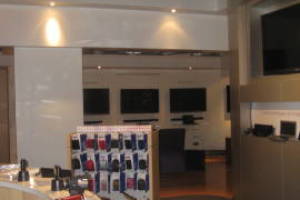 Remodel Commercial Store Paint Renovation - Remodeling