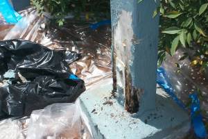 Repair Apartment Stairs Support Beam Paint - Repair