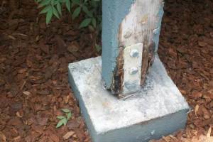 Repair Apartment Stairs Support Beam Paint - Repair