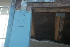 Repair Apartment Stairs Support Beam Paint - Repair