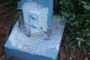 Repair Apartment Stairs Support Beam Paint - Repair