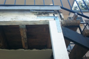 Repair Apartment Stairs Support Beam Paint - Repair