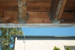 Repair Apartment Stairs Support Beam Paint - Repair