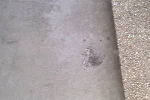 Repair Apartment Stairs Support Beam Paint - Repair