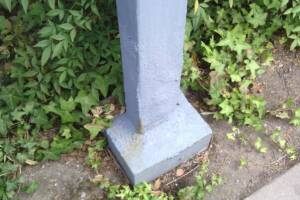 Repair Apartment Stairs Support Beam Paint - Repair