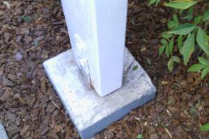 Repair Apartment Stairs Support Beam Paint - Repair