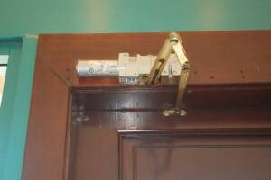 Repair Door Retail Closer Replaced - Repair