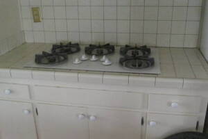 Repair Handyman Kitchen Counter Regrout - Repair