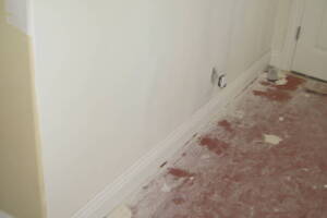 Repair Handyman Moulding Drywall Paint - Repair