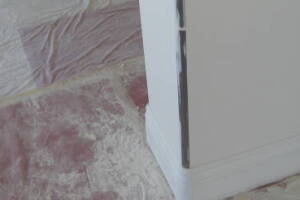 Repair Handyman Moulding Drywall Paint - Repair