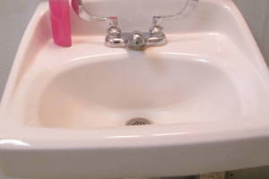 Repair Handyman Retail Clogged Sink - Repair