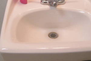 Repair Handyman Retail Clogged Sink - Repair