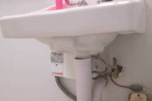 Repair Handyman Retail Clogged Sink - Repair
