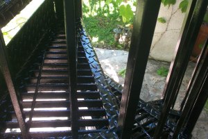 Repair Handyman Rod Iron Fence Repaint - Repair