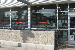Repair Screen Window Retail Storefront Washing - Repair