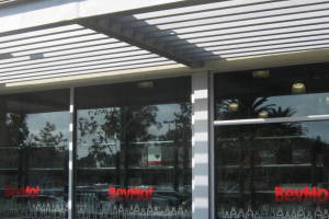 Repair Screen Window Retail Storefront Washing - Repair