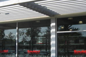 Repair Screen Window Retail Storefront Washing - Repair