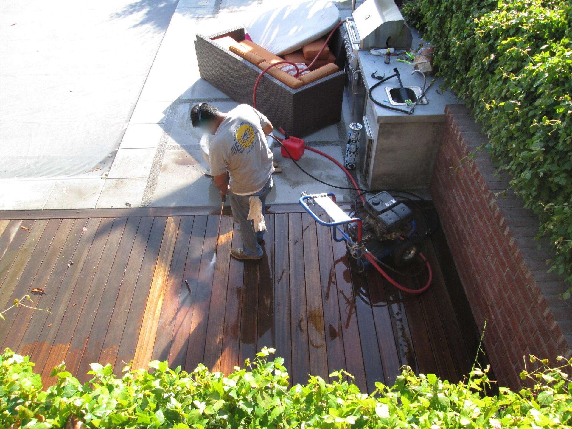 Pressure Washing Home Sidewalks, Decking & Patios Power Cleaning